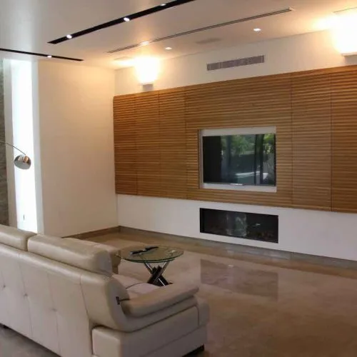 גופי תאורה בבית מסין