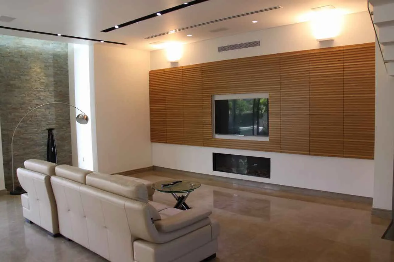 גופי תאורה בבית מסין