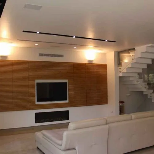 יבוא סחורה מסין לבית